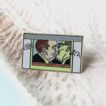 Load and play video in Gallery viewer, Kotebel - The Kiss Pins