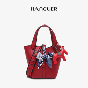 HANGUER I am Not a picotin