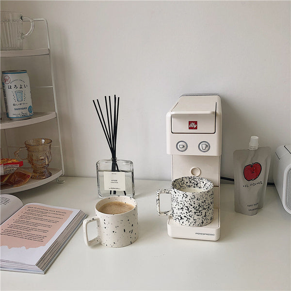 Load image into Gallery viewer, HNN design - Ink Dots Mug with Squre handle