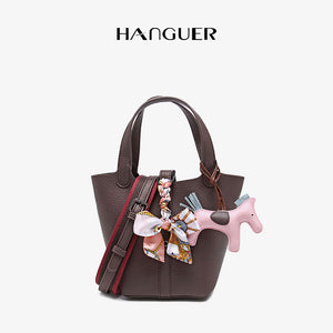 HANGUER I am Not a picotin