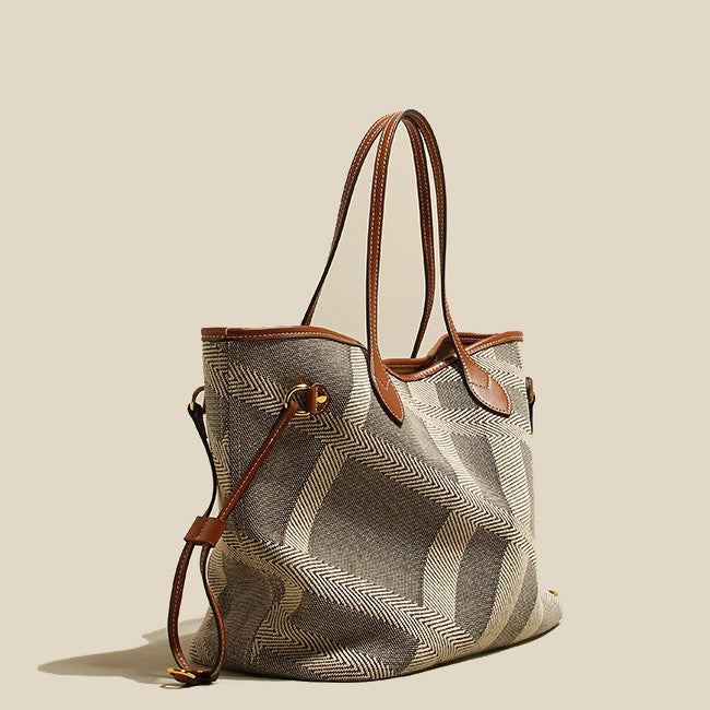 RACA X DSGUTWO Raffia Tote