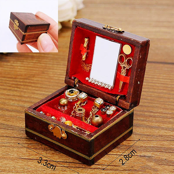 Load image into Gallery viewer, Minimum World 1:12  Handmade Vintage jewellery box
