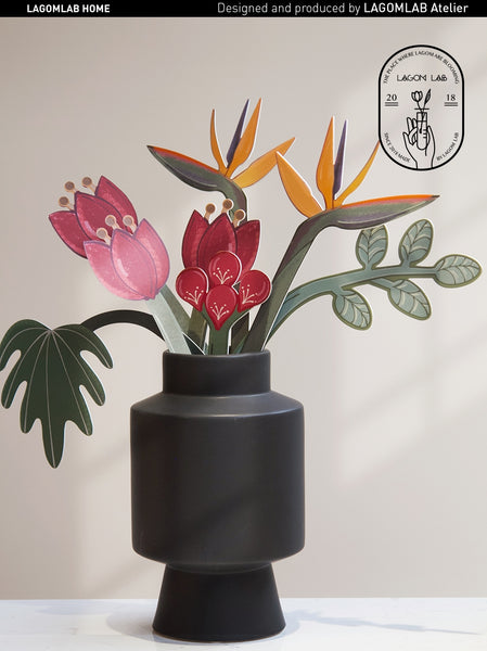 Load image into Gallery viewer, LAGOMLAB - Nordic Vase
