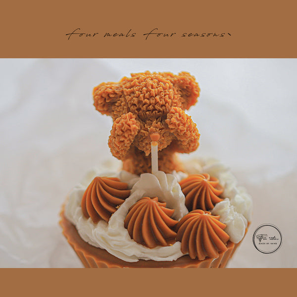 Load image into Gallery viewer, FMFS - Cupcake Candle with Little Teddy Bear
