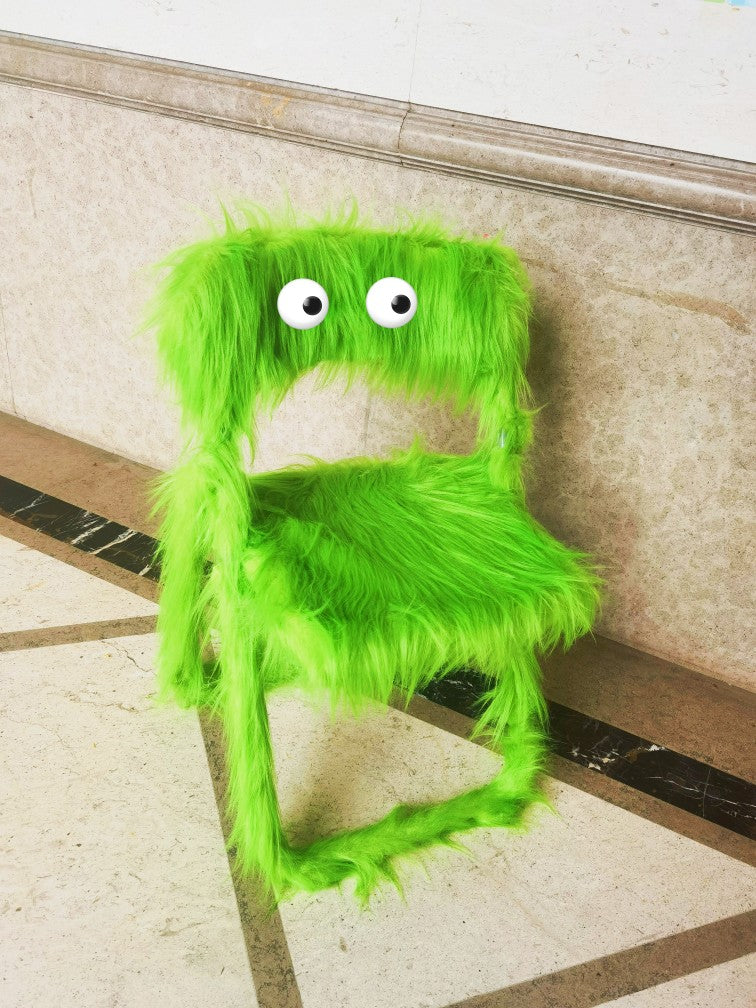 LUXXE Monster Chair