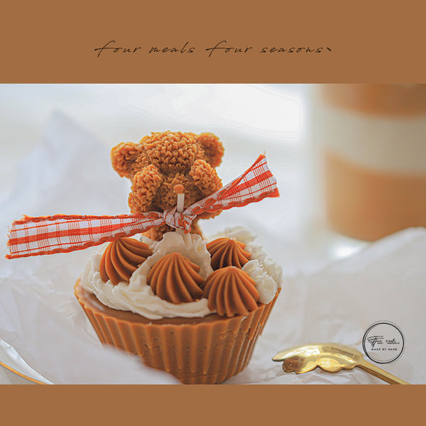 Load image into Gallery viewer, FMFS - Cupcake Candle with Little Teddy Bear
