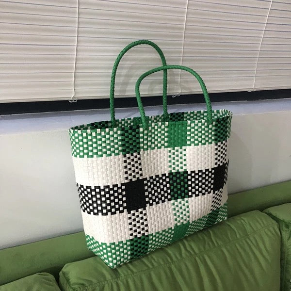 Load image into Gallery viewer, CHAWOOL Handmade Check Beach Tote
