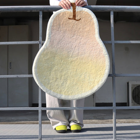 TANOMONO x FAINT H's Apple Pear Rug