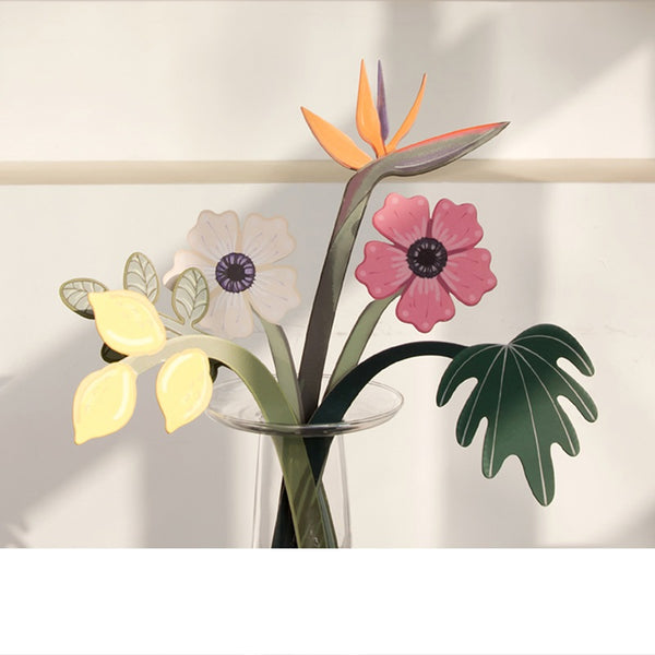 Load image into Gallery viewer, LAGOMLAB X UCCA -  Flowers Diffusers
